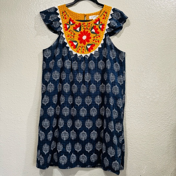 Anthropologie THML Dres Embroidered Floral Design Size Small - Picture 2 of 16